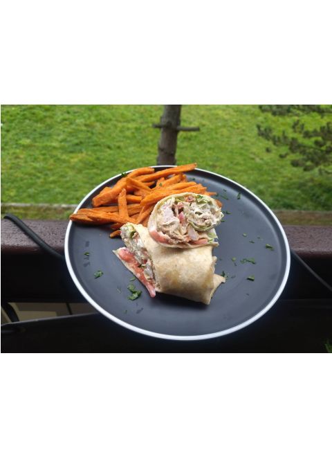 Kurací fajitas, batatové hranolky, farmarský dresing