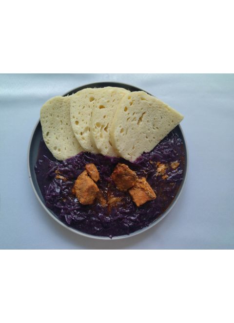 Moravský vrabec na červenej kapuste 150g, domáca knedľa