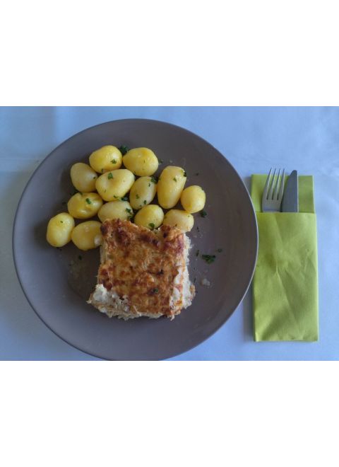 Zapekaný karfiol so syrom, baby zemiaky