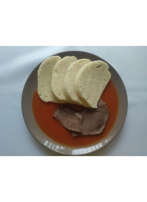 Hovädzie varené na paradajkovej omáčke 150g, domáca knedľa