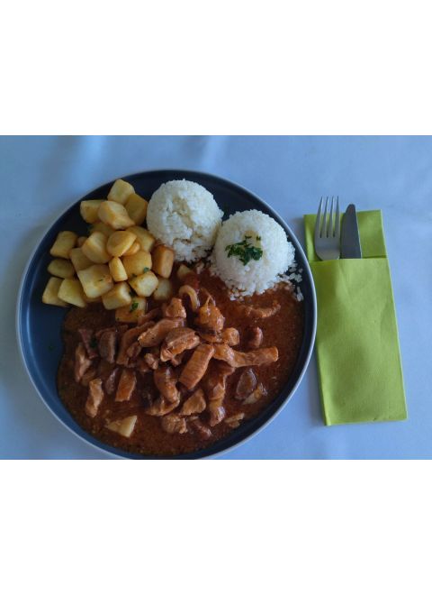 Šarišská bravčová pochúťka 150g, ryža, opekané zemiaky