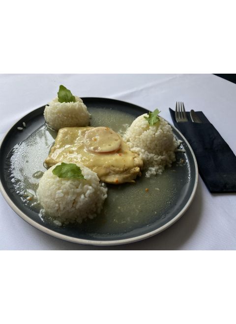 Zapekaný kurací plátok s mozzarellou a paradajkou 150g, ryža