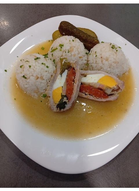 Španielský bravčový vtáčik 150g, ryža, kyslá uhorka