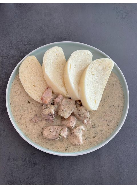 Bravčové výpečky v kôprovej omáčke 150g, domáca kysnutá knedľa