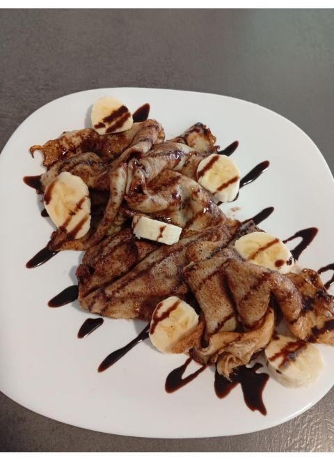 Domáce palacinky s nutelou a banánom