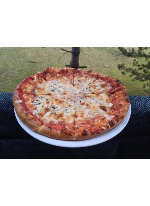 Pizza Quatroformaggio