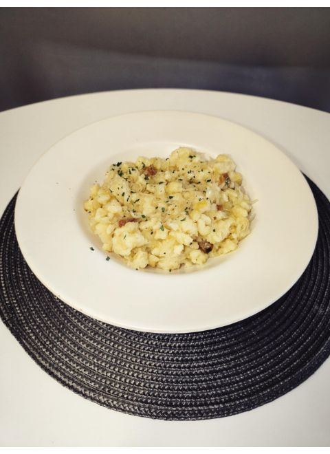 Domáce strapačky s kyslou kapustou a slaninkou