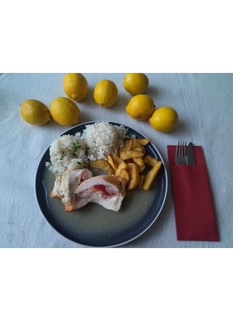 Kuracia plnená rolka 150g, 1/2 ryža, 1/2 americké zemiaky
